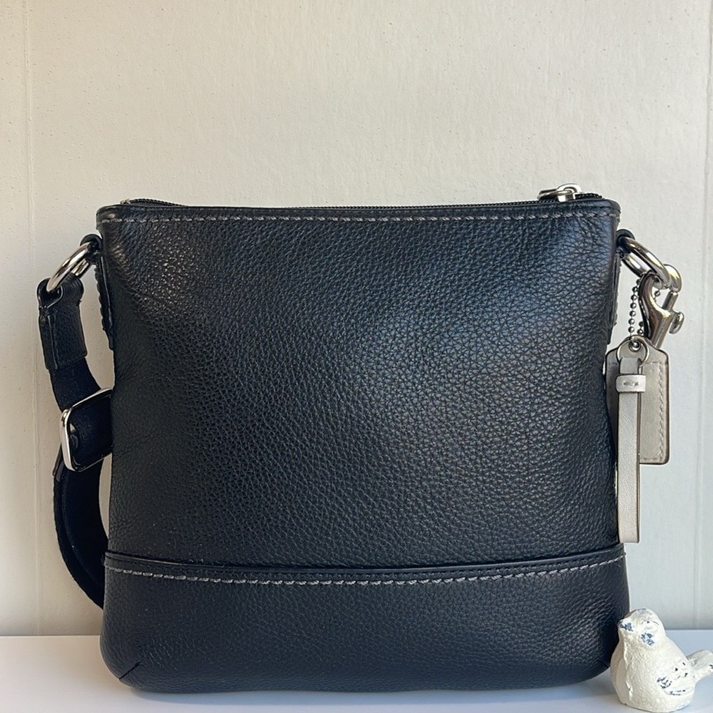 COACH Swingpack Shoulder Crossbody Bag - Picture 4 of 17